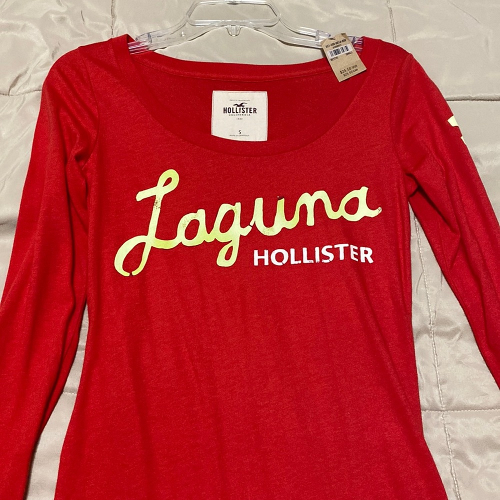 Hollister long sleeve size Small